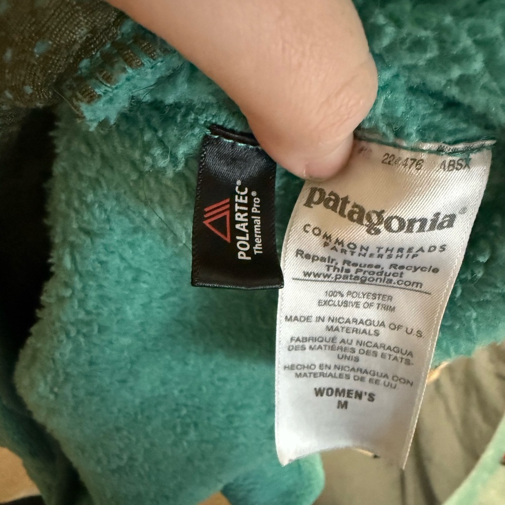 Patagonia Pullover - Picture 8 of 10